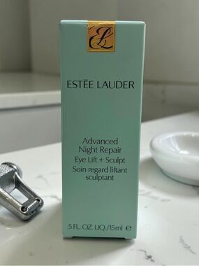 Estee Lauder Advanced Night Repair Eye Lift + Sculpt